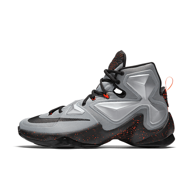 Nike Lebron 13