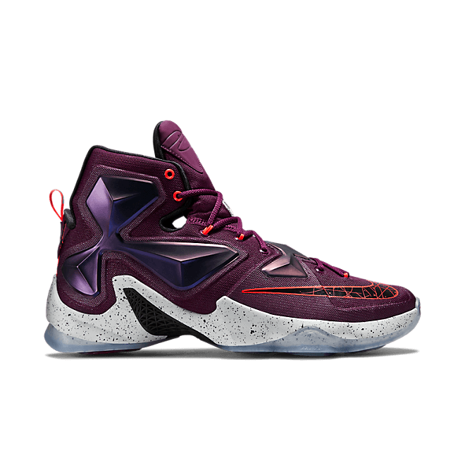 Nike Lebron 13