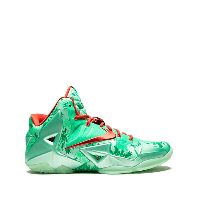 Nike Lebron XI