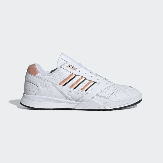 adidas A.r. Trainer