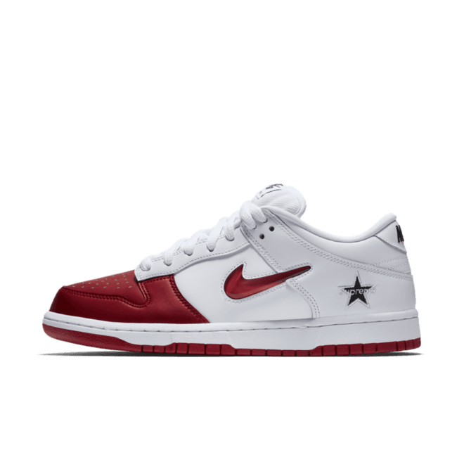 Supreme X Nike SB Dunk Low 'White/Red'