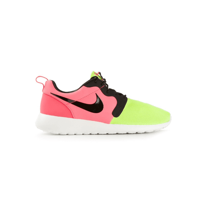 Nike 'Rosherun PRM QS Volt'