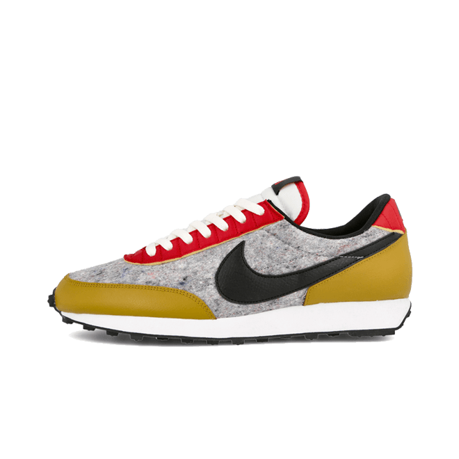 Nike Wmns Daybreak QS 'Gold Suede'