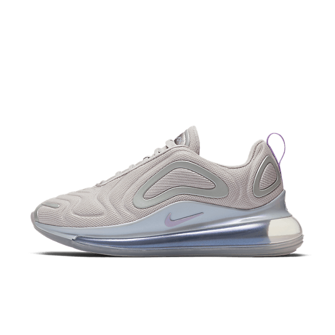 Nike Air Max 720 SE