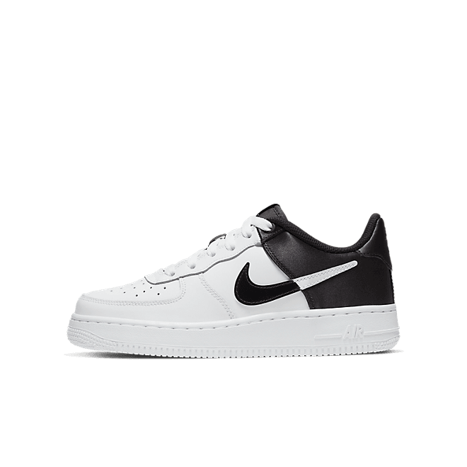 Nike Air Force 1 LV8 1