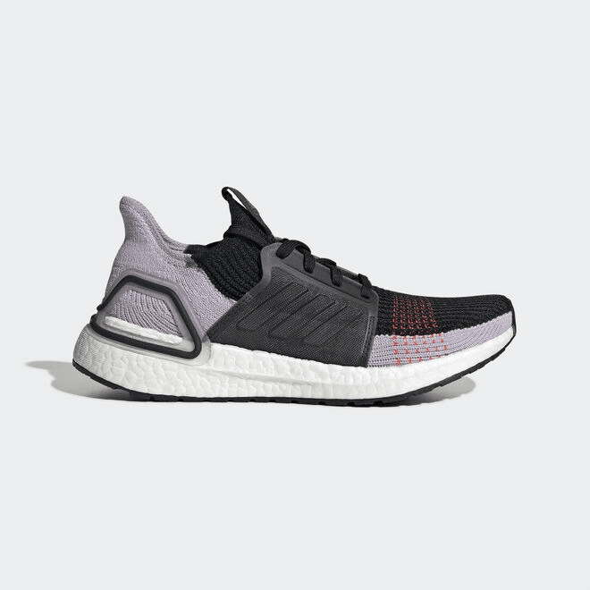 adidas UltraBOOST 19 w Core Black/ Soft Vision/ Solar Red