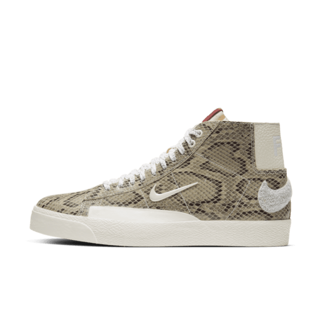 Soulland X Nike SB Blazer Mid 'FRI.day'