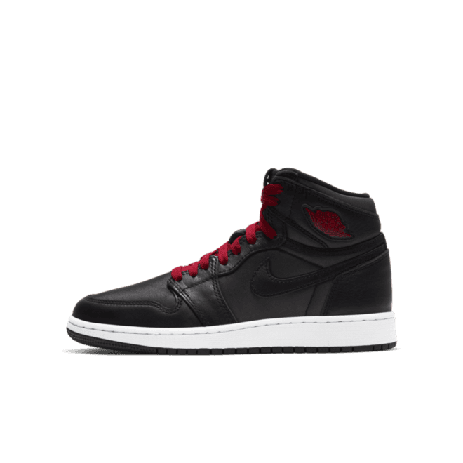 Air Jordan 1 Retro High OG GS ‘Black Satin’