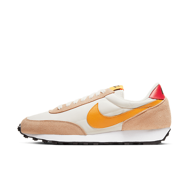 Nike WMNS DAYBREAK "PALE IVORY"