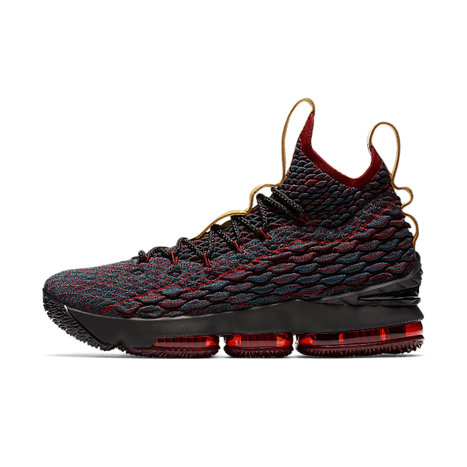 Nike Lebron XV Sneakers