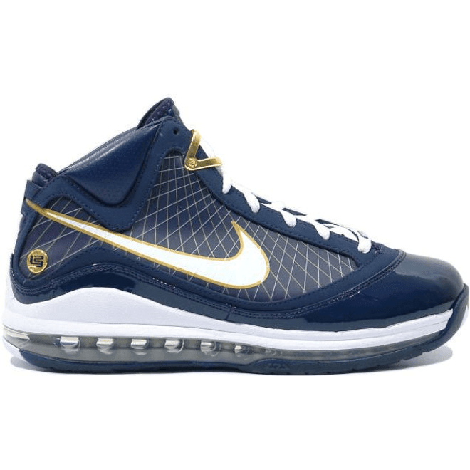 Nike LeBron 7 University of Akron