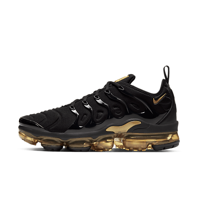 Nike Air VaporMax Plus Black Metallic Gold