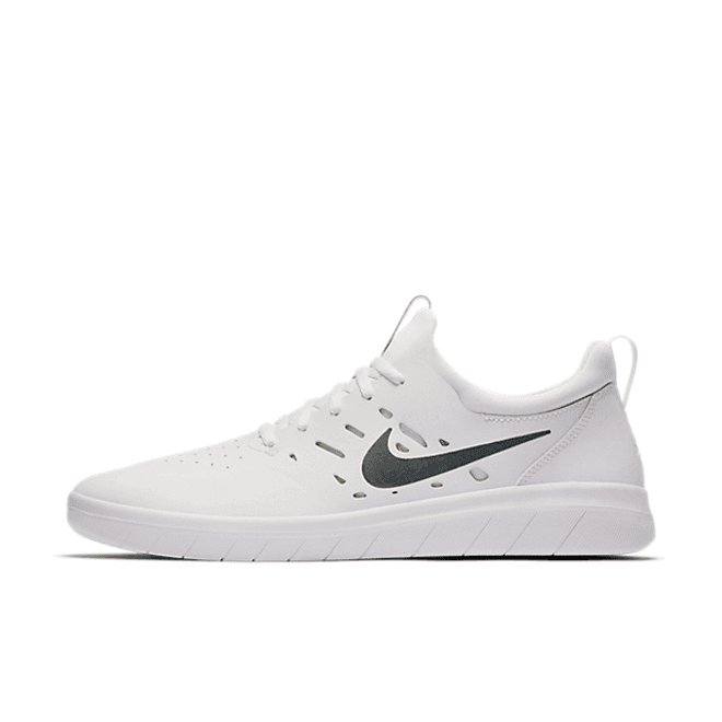 Nike SB  Nyjah Free 'White'