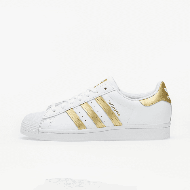 adidas Superstar