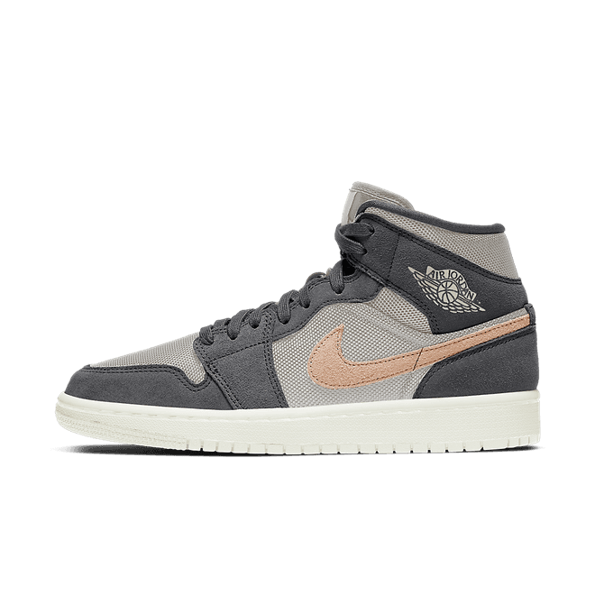 Air Jordan 1 Mid Wmns 'Smoke Grey'