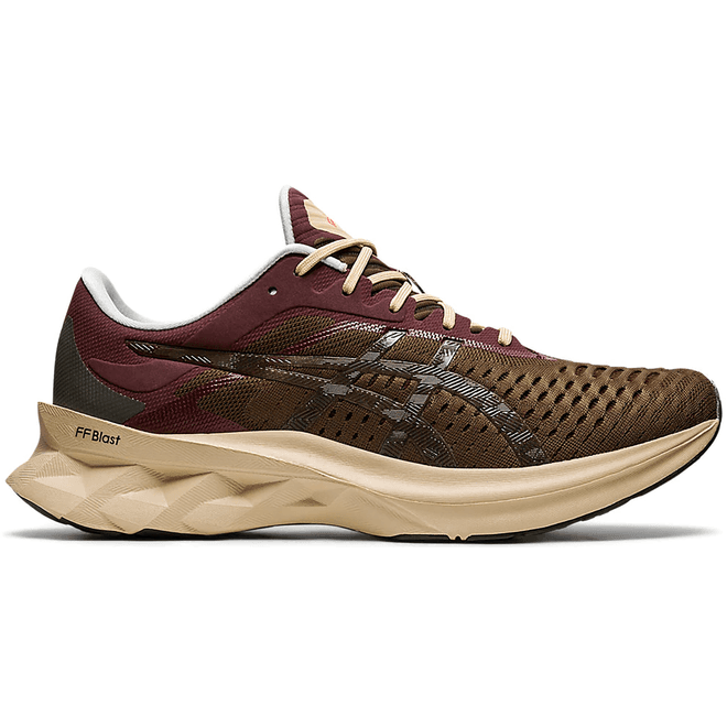 Asics Novablast Affix Brown