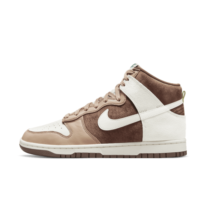 Nike Dunk High 'Light Chocolate'