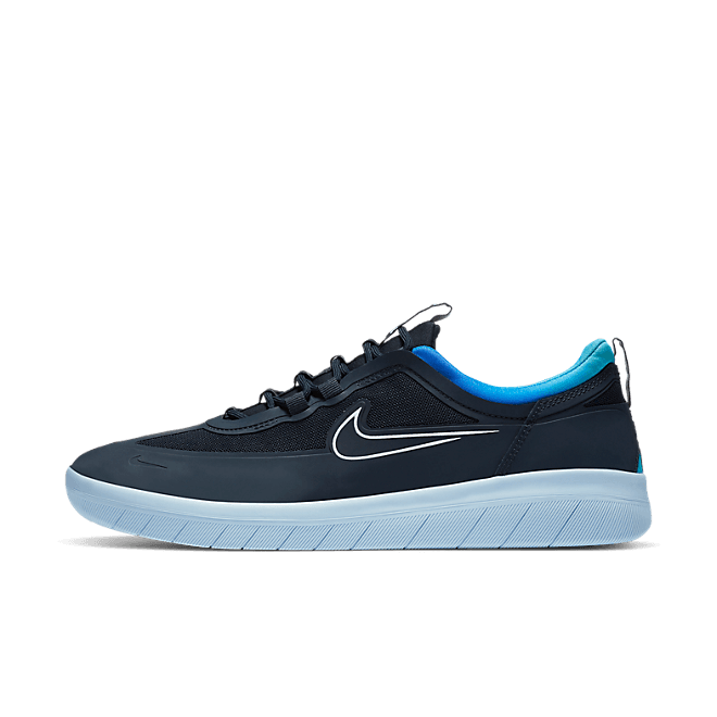 Nike SB Nyjah Free 2 Dark Obsidian Hyper Jade