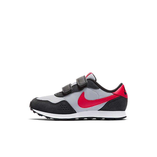 Nike "MD Valiant"