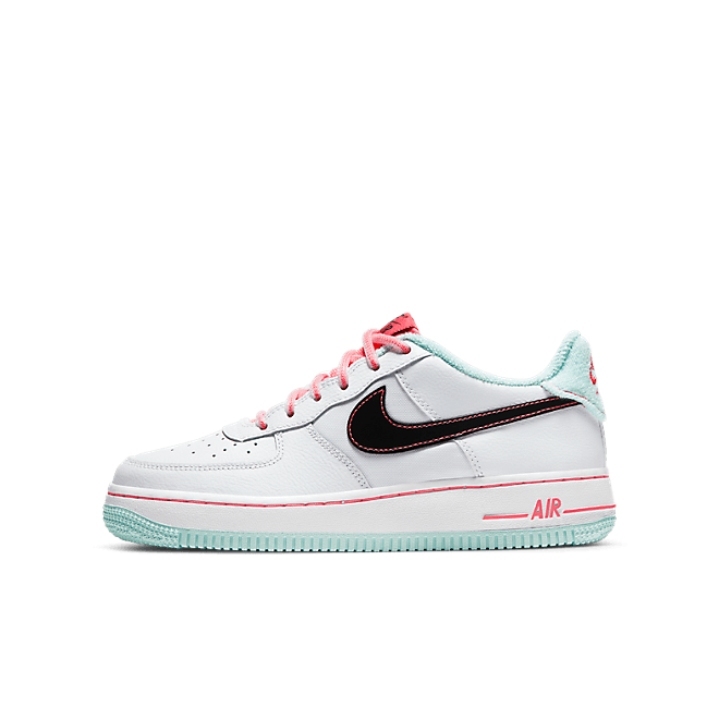 Nike Air Force 1'07 LV8