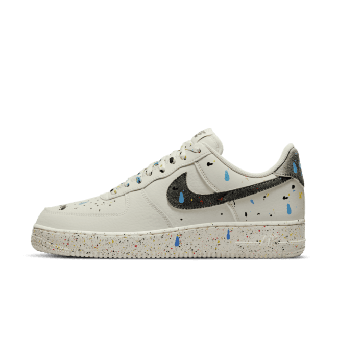 Nike Air Force 1 '07 LV8 'Paint Splatter' - Bone