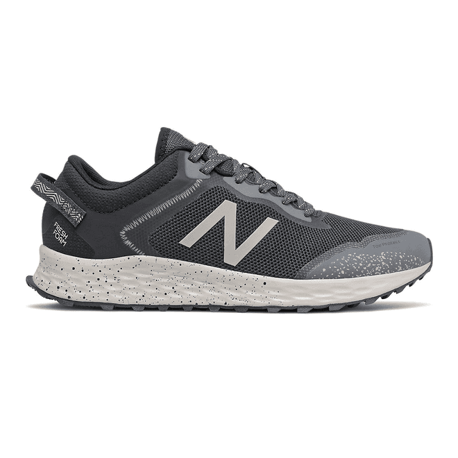 New Balance Fresh Foam Arishi Trail - Outerspace with Black