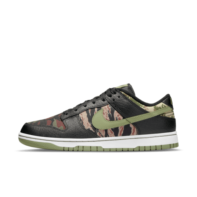 Nike Dunk Low SE Camo 'Oil Green'