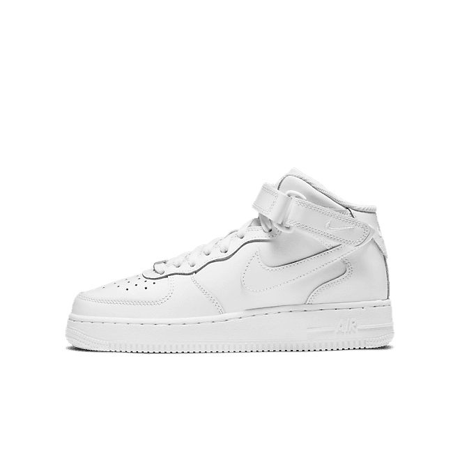 Nike Air Force 1 Mid LE