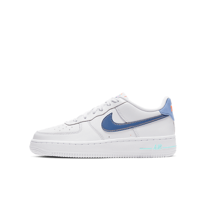 Nike Air Force 1 LV8 1