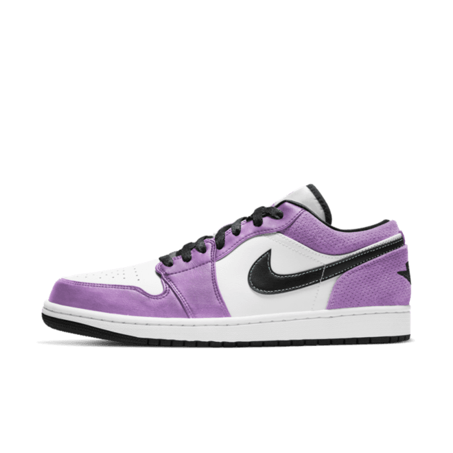 Air Jordan 1 Low SE 'Violet Shock'