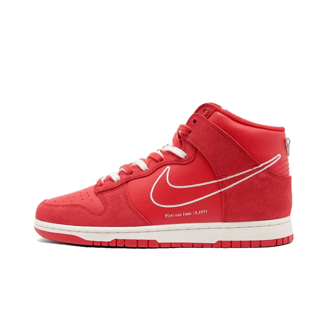 Nike Dunk High 'First Use' - Red