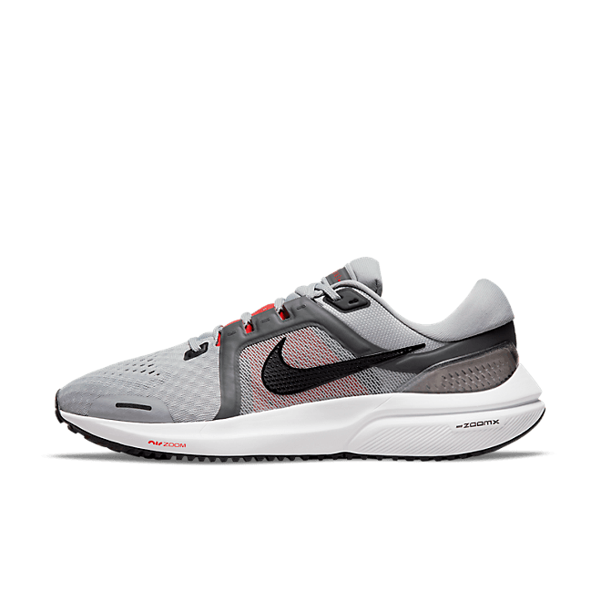 Nike Air Zoom Vomero 16