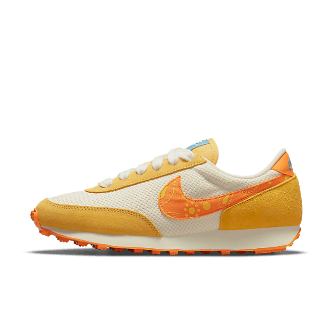 Nike Daybreak Paisley Swoosh Magma Orange (W)