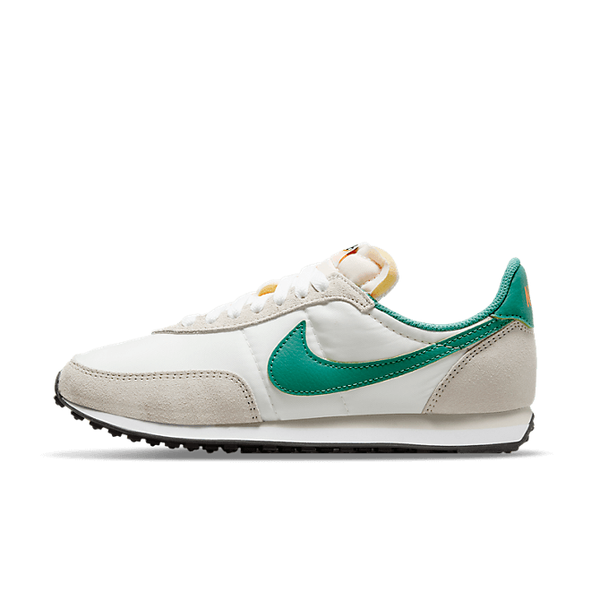 Womens Nike Waffle Trainer 2 White Greeen WMNS