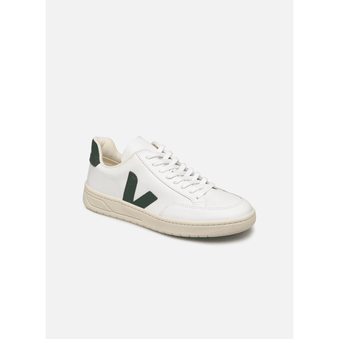 VEJA V-12 Leather