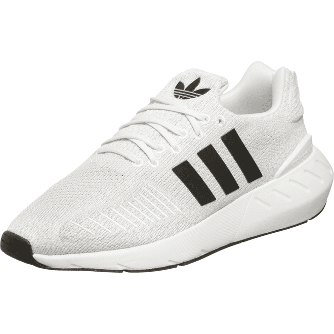 adidas Swift Run 22