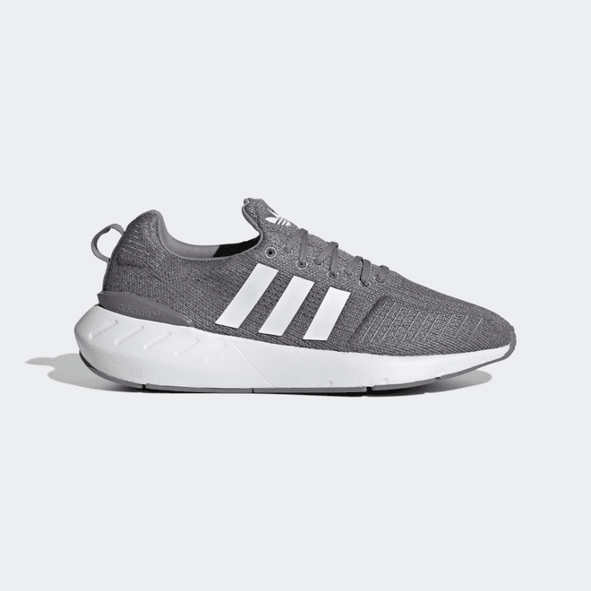 adidas Swift Run 22