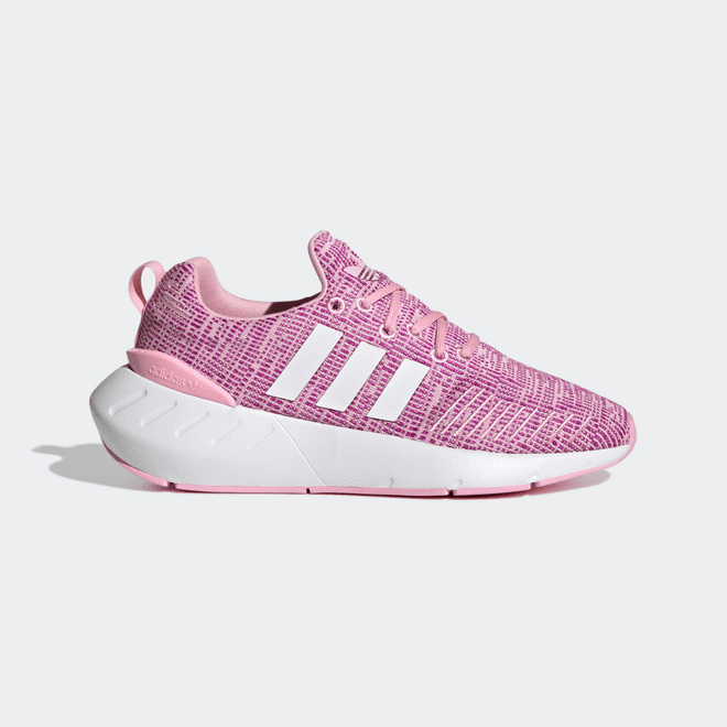 adidas Swift Run 22