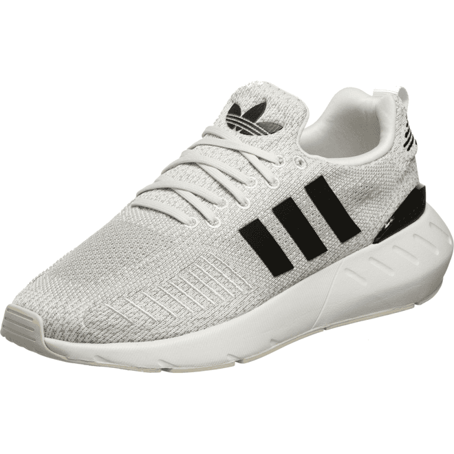 adidas Swift Run 22