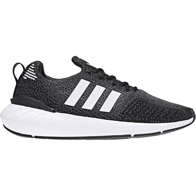 adidas Swift Run 22