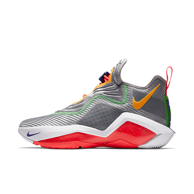 Nike LeBron Solder 14 Hare