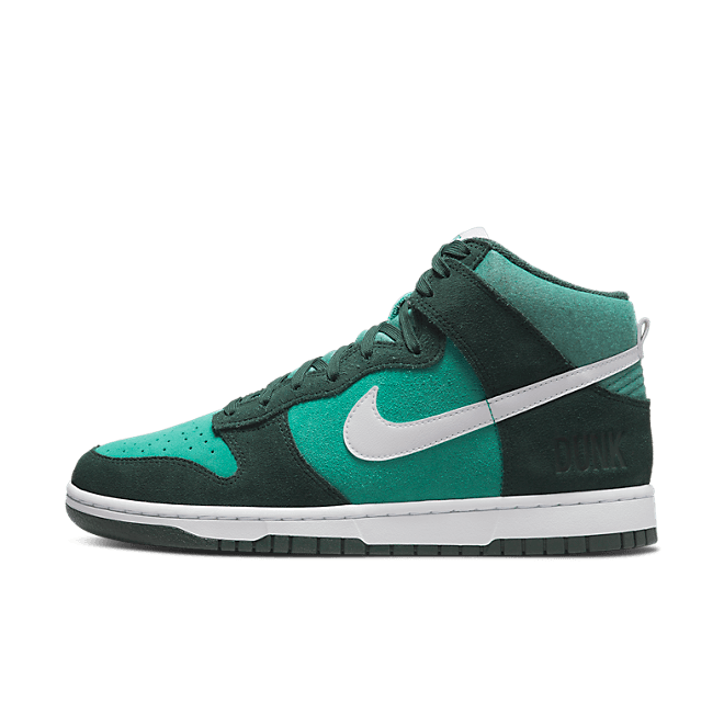 Nike Dunk High Retro SE Athletic Club 'Pro Green'