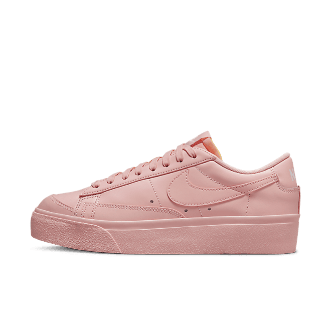 Nike WMNS Blazer Low Platform PINK 