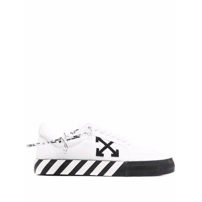 Off-White Low Vulcanized canvas