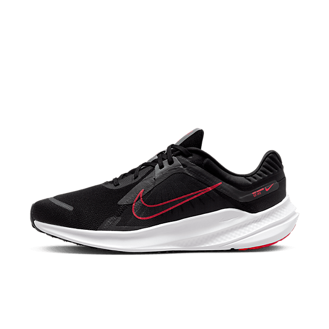 Nike Quest 5 'Black University Red'