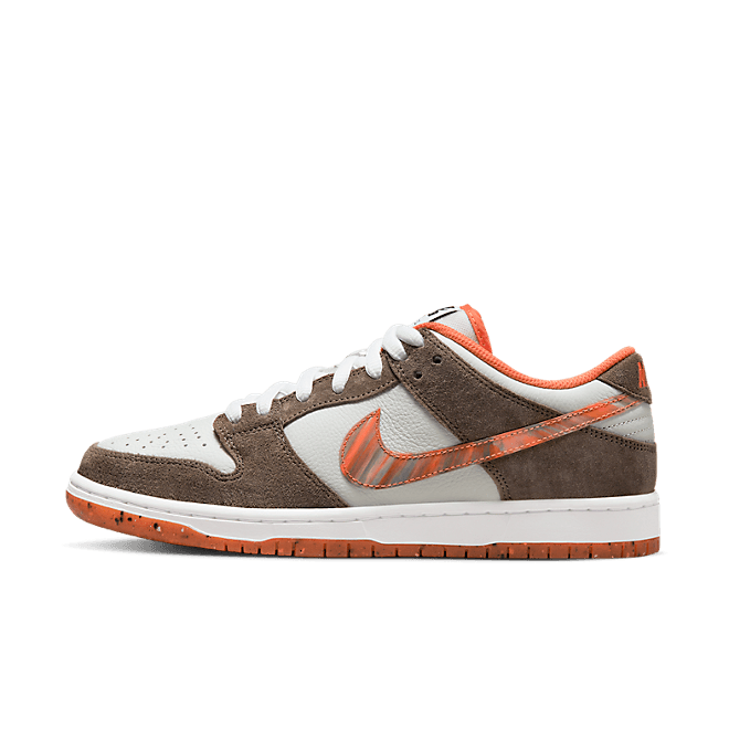 Crushed Skate Shop x Nike SB Dunk Low