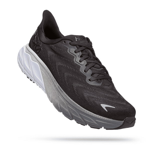 HOKA Arahi 6 