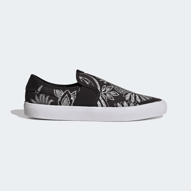 adidas Vulc Raid3r Lifestyle Skateboarding Slip-On Canvas Graphic Print