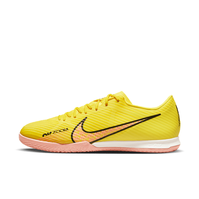 Nike Zoom Mercurial Vapor 15 Academy IC Yellow Strike Sunset Glow