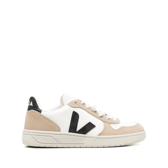 Veja WMNS V-10